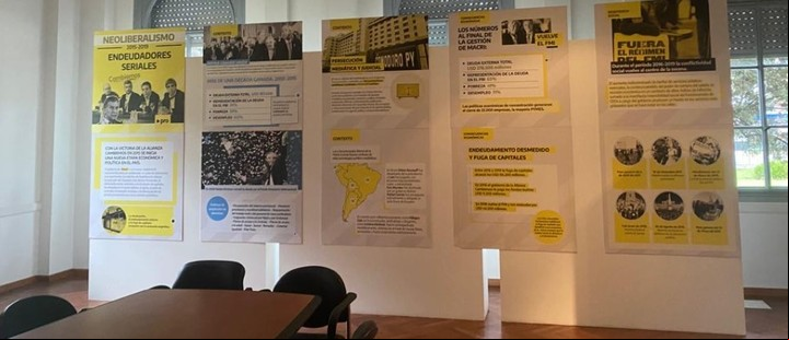 El afiche contra Mauricio Macri y los exfuncionarios de Cambiemos.