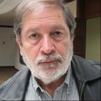 Reconocen al periodista Danilo Arbilla por su trayectoria y su lucha por la libertad de prensa