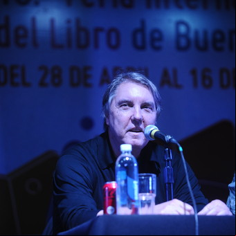 John Katzenbach en la Feria del Libro: "Uno de los psicópatas está inspirado en un hombre de Estados Unidos y otro, en uno de Rusia"