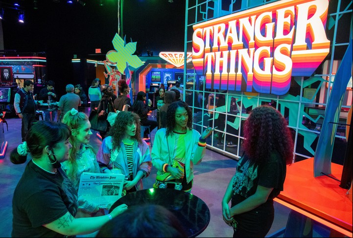 Antes de la cuarta temporada, la gente de Stranger Things armó una experiencia inmersiva en Nueva York. Foto EFE