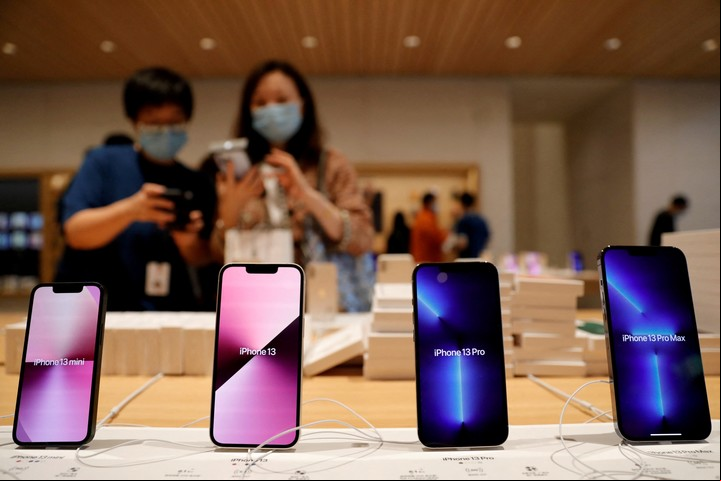 Los Apple Glasses no dependerán exclusivamente de tener a mano un iPhone. Foto: REUTERS/Carlos Garcia Rawlins.