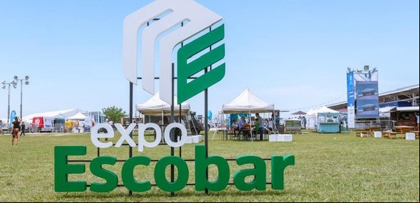Axel Kicillof, Wado de Pedro y Juan Zabaleta en Expo Escobar 2022