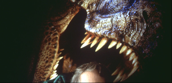 El bizarro momento en que Steven Spielberg le presentó el T-Rex a Clint Eastwood