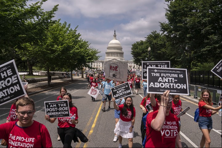 Activistas anti aborto marcharon este viernes en Washington. Foto: AFP