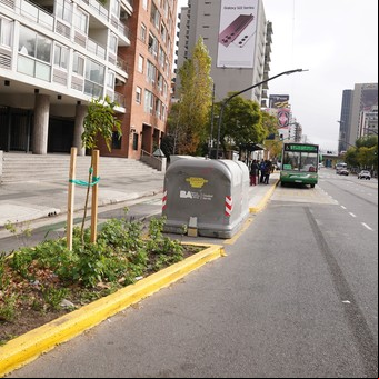 Demoras y menos lugar para los autos: quejas y memes por la obra que suma 11 km. de ciclovías en Libertador