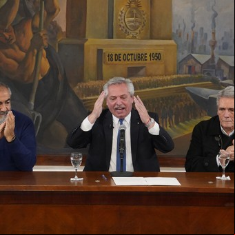 La Cámpora amenaza y Alberto Fernández dicta una clase escolar de peronismo
