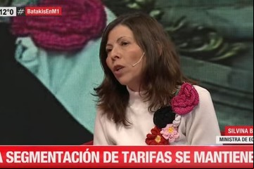 Batakis dio la primera señal de cómo piensa equilibrar el déficit