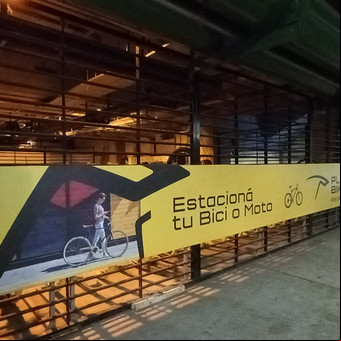 Dónde dejar la bicicleta: no se hicieron guarderías y muchos garajes no las aceptan