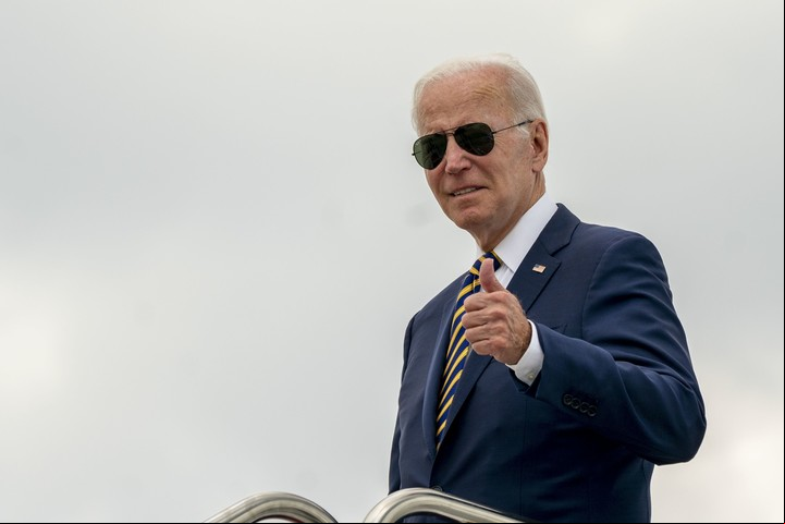 El presidente de Estados Unidos, Joe Biden, aliviado por los números de la inflación. Foto Bloomberg
