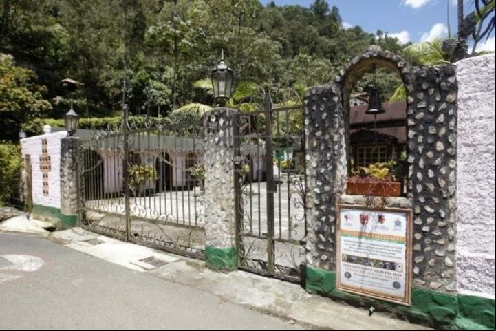La Catedral: fue la cárcel de Pablo Escobar y ahora es un refugio de ancianos (EFE).