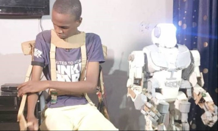 El joven tiene 17 años y vive en la ciudad de Kano.