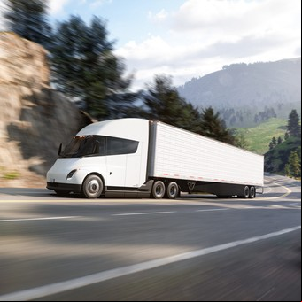 Estreno mundial: así funciona el Tesla Semi, el camión futurista que Elon Musk demoró cinco años en lanzar