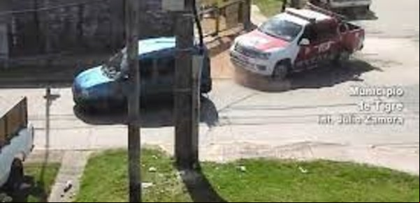 Persecución de película en Panamericana: los filmaron y detuvieron tras destrozar una moto