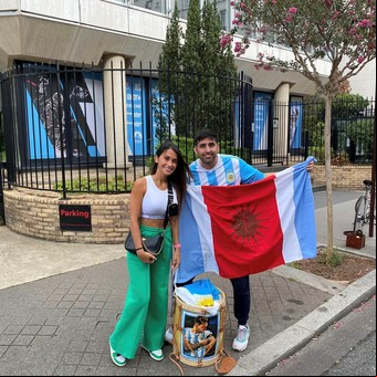 Un peluquero argentino fue a la mansión de los Messi, tocó el timbre y quedó impactado con el recibimiento