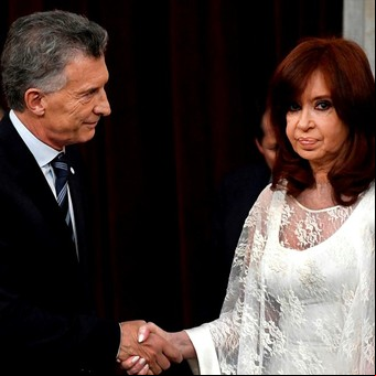 Las profecías de Cristina y Macri, un radical "elegido" y el veneno de la polarización