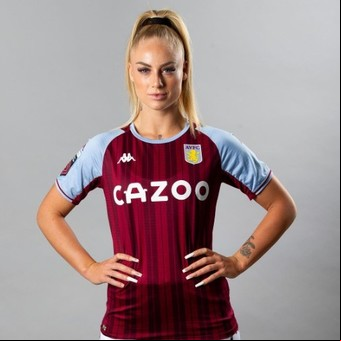 Quién es Alisha Lehmann, la futbolista que festeja los goles como Cristiano Ronaldo y es furor por sus fotos en Instagram