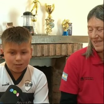 Un niño de 11 años hizo un curso de primeros auxilios y a las pocas horas le salvó la vida al abuelo de su amiga