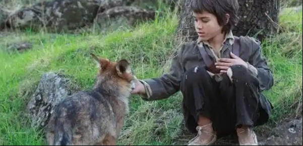 El niño que fue vendido por su padre y criado durante 12 años por una manada de lobos