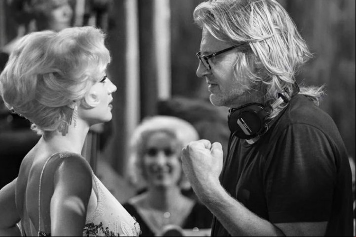 El director Andrew Dominik en el set de "Rubia", junto a la protagonista Ana de Armas. Foto: IG