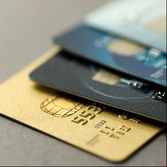 Cómo pagan los argentinos: tarjeta de crédito en cuotas y más transferencias entre billeteras