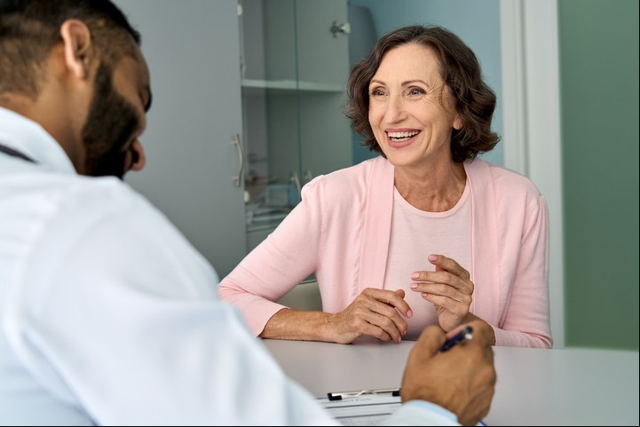 El médico puede recomendar terapias hormonales y no hormonales. Foto Shutterstock.