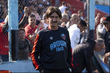 Va camino a los 5.000 días seguidos como DT del mismo equipo, un caso único en la historia del fútbol argentino