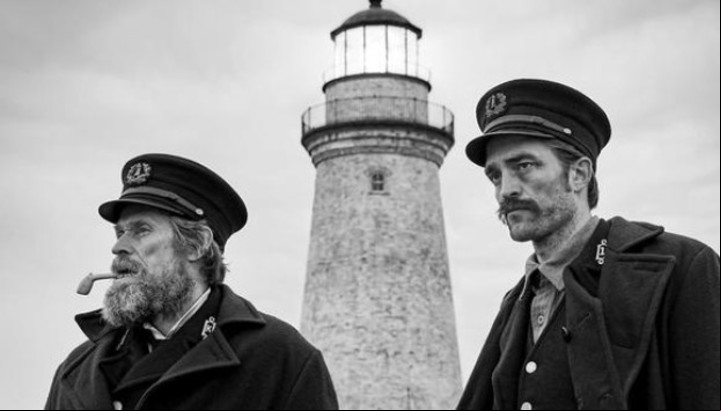 "The Lighthouse" es la segunda película de Robert Eggers, con Willem Dafoe y Robert Pattinson, el de "Crepúsculo" y la nueva "Batman".