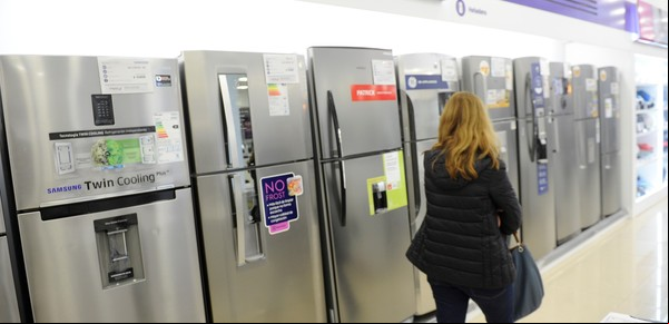 Renovar la heladera en 30 cuotas sin interés: cómo es el plan oficial y qué se consigue