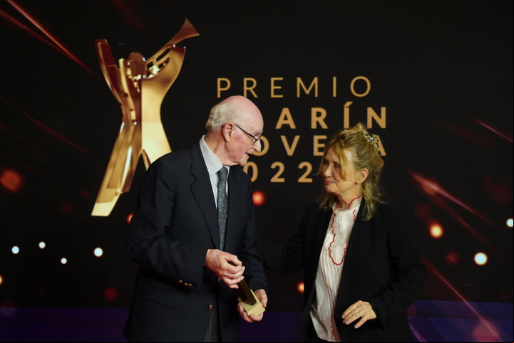 Natalio Botana recibió el Premio Ñ a la Trayectoria. Foto Martín Bonetto.