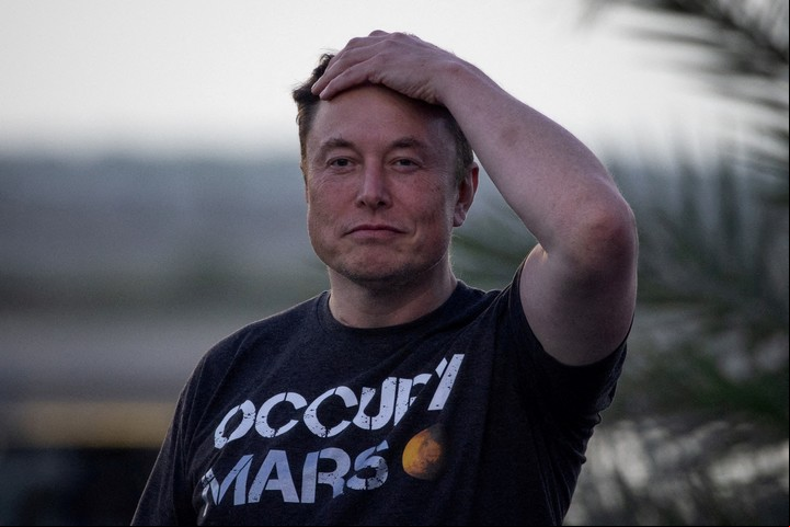 Elon Musk sueña y planifica la conquista del planeta Marte.
Foto: REUTERS/Adrees Latif
