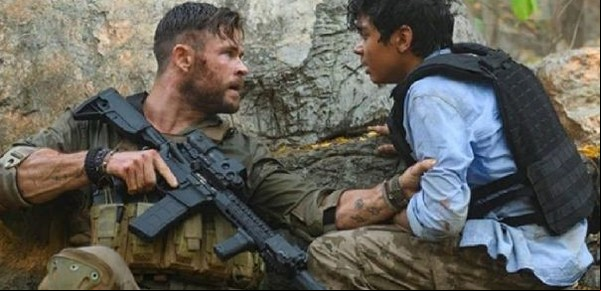Netflix: la saga de la película de acción protagonizada por Chris Hemsworth que te deja sin aliento