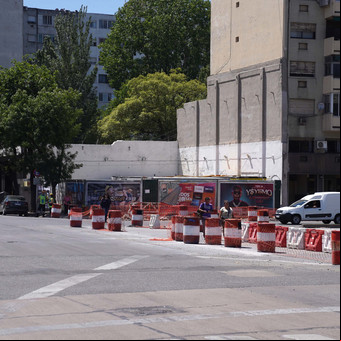Polémica por un edificio demolido para hacer el Metrobus: la ciudad quiere vender el terreno