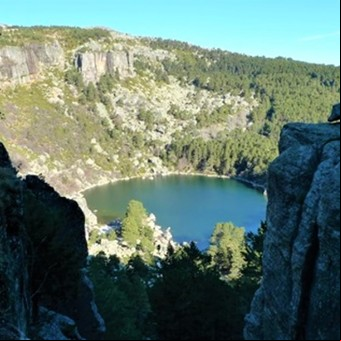 El misterio de la Laguna Negra de Urbión: dicen que no tiene fondo, vive un monstruo y muertes dudosas
