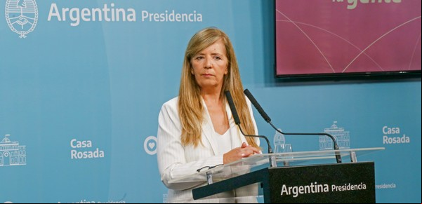 "Si lo supieras, no dirías una burrada": Marcelo D'Alessandro y Gabriela Cerruti se acusaron de todo en un cruce de redes