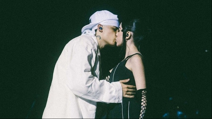 Trueno en el Luna Park, a los besos con Nicki Nicole. Foto gentileza Lea Frutos/PopArt.