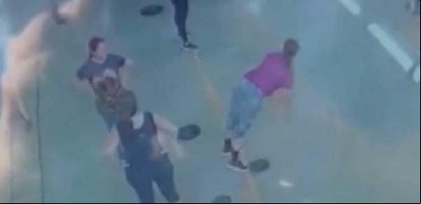 Una mujer de 28 años murió mientras se entrenaba en el gimnasio