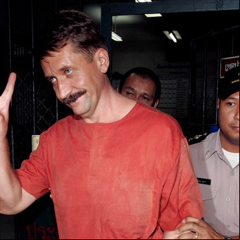 Misiles, tango y una película con Nicolas Cage: quién es Viktor Bout, el traficante de armas ruso que intercambió Estados Unidos