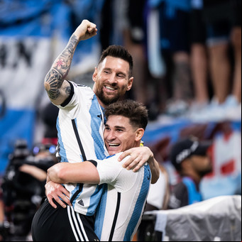 Asado y potrero: dos economistas explican por qué de la Argentina salen cracks de fútbol