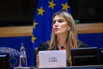 "Qatargate", el escándalo que sacude el Parlamento Europeo: bolsos llenos de euros a cambio de defender al régimen