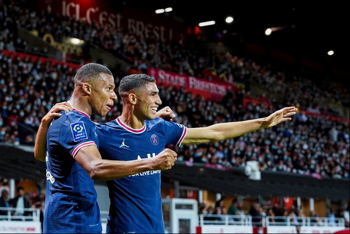 París Saint-Germain: el lugar donde comenzó una gran amistad entre Mbappé y Hakimi. (AP Photo/Daniel Cole, File)