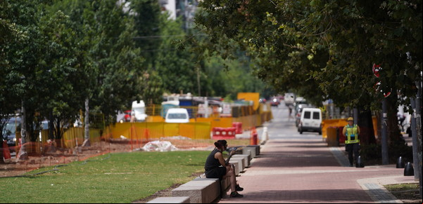 Una sola cuadra terminada y un nuevo freno judicial: qué pasa con la obra en la avenida Honorio Pueyrredón