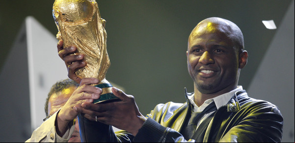 La dura crítica de Patrick Vieira a Dibu Martínez: "Tomó una decisión estúpida"