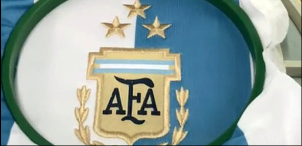 La nueva camiseta de la Selección Argentina con 3 estrellas se agotó en pocas horas