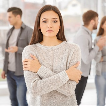 Por qué muchas personas se sienten cansadas después de una interacción social                                            
