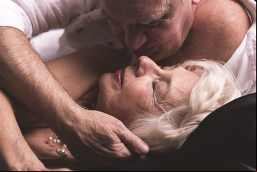 Sexo en la tercera edad: 8 cosas que me hubiera gustado saber cuando era joven