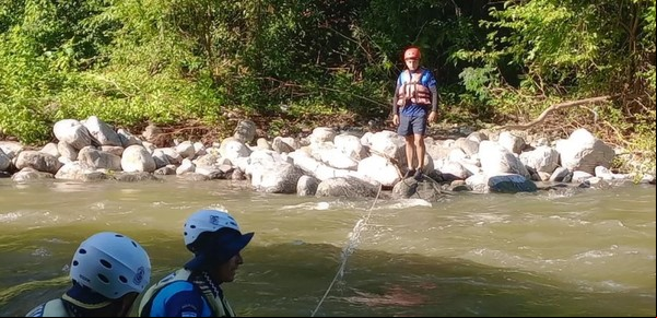 Intentó sacarse una selfie en la orilla de un río en Tucumán, se cayó y se ahogó