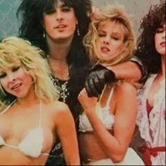 Sexo, droga y rock: las 20 groupies más famosas de la historia