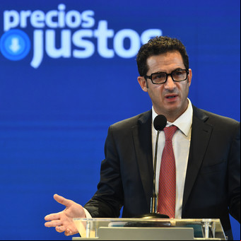 Crisis de insumos médicos: el Gobierno ahora pide un "semáforo" de lo que falta para liberar dólares