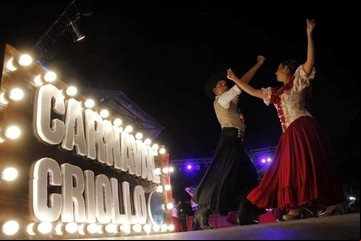 En el Oeste, un carnaval distinto en medio de las murgas