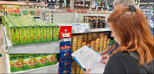 "La guerra contra la inflación" cumple un año con los precios desbocados